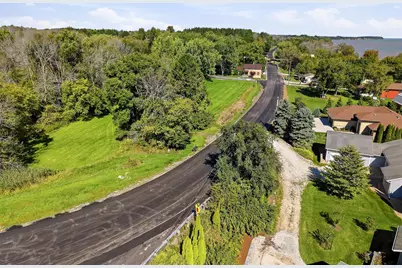 5Lts  Lakeshore Rd, Cleveland, WI 53015 - Photo 10