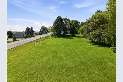 5Lts  Lakeshore Rd, Cleveland, WI 53015 - Photo 12
