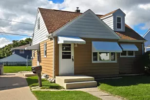 3777 S 24th St, Milwaukee, WI 53221 - Photo 12