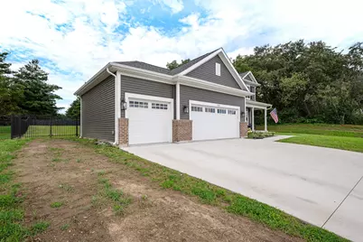 706  Arbor Ridge Dr, Delavan, WI 53115 - Photo 36