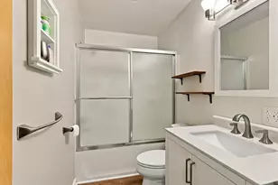 915 N 9th St, Manitowoc, WI 54220 - Photo 14