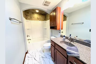 S77W18475  Janesville Rd, Muskego, WI 53150 - Photo 20