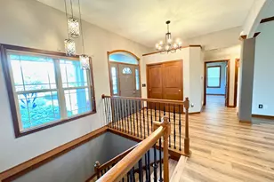 S77W18475 Janesville Rd, Muskego, WI 53150 - Photo 6