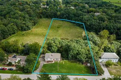 228 N Sawyer Rd, Summit, WI 53066 - Photo 2