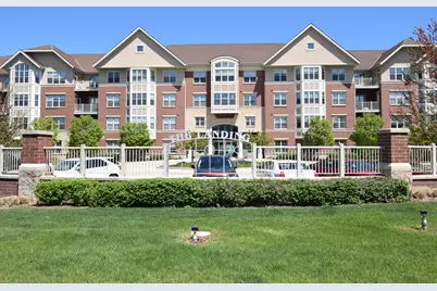 4120 S Lake Dr #C355, Saint Francis, WI 53235 - Photo 2