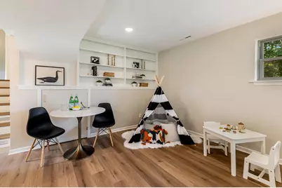 11630 N Riverland Rd, Mequon, WI 53092 - Photo 6