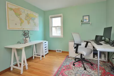 202 E Norwich St, Milwaukee, WI 53207 - Photo 16