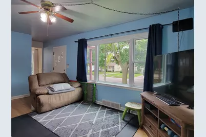 2430 E Denton Ave, Saint Francis, WI 53235 - Photo 8