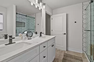 307  Evan Dr, Lake Geneva, WI 53147 - Photo 16