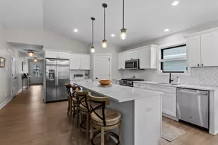 307 Evan Dr, Lake Geneva, WI 53147 - Photo 6