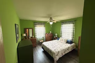 12328 W Walker St, West Allis, WI 53214 - Photo 10