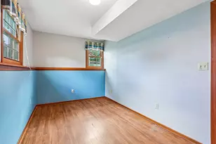 9329 W Fairlane Ct, Milwaukee, WI 53224 - Photo 32