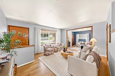 1376  Aldoro Dr, Waukesha, WI 53188 - Photo 4