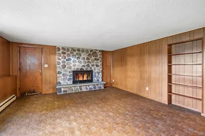 4703  7 Mile Rd, Racine, WI 53402 - Photo 10