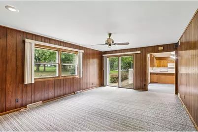 685  Oak Dr, Jefferson, WI 53549 - Photo 18