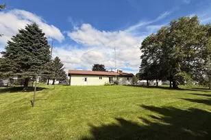 613 Buwalda Dr, Waupun, WI 53963 - Photo 2
