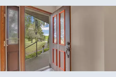 15522  Mineral Springs Rd, Meeme, WI 53063 - Photo 10