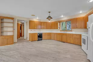 15522 Mineral Springs Rd, Meeme, WI 53063 - Photo 8