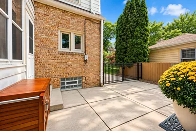 6602 W Hadley St, Milwaukee, WI 53210 - Photo 30