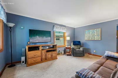 915 S 91st St, West Allis, WI 53214 - Photo 12
