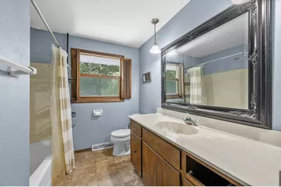 N10W27463  Rolling Ridge Ct, Pewaukee, WI 53188 - Photo 18