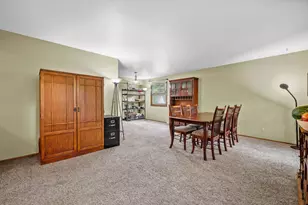 N10W27463 Rolling Ridge Ct, Pewaukee, WI 53188 - Photo 32