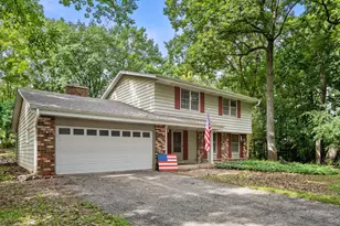 N10W27463 Rolling Ridge Ct, Pewaukee, WI 53188 - Photo 26
