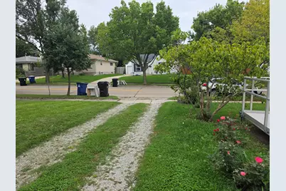 4615  Byrd Ave, Racine, WI 53405 - Photo 12