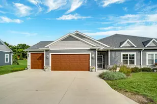 135 Phantom Lk Ct, Mukwonago, WI 53149 - Photo 22
