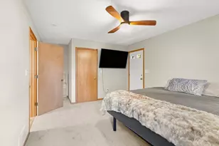 3940 E Underwood Ave, Cudahy, WI 53110 - Photo 14