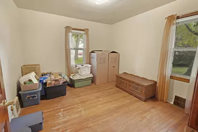 2735  Fox Grove Dr, Racine, WI 53185 - Photo 14