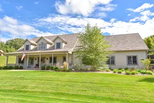 3006 Old Oak Rd, Hartford, WI 53027 - Photo 1