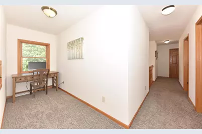 3006  Old Oak Rd, Hartford, WI 53027 - Photo 26