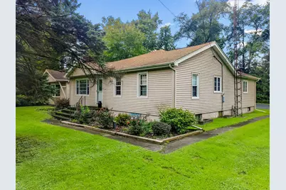 N1409 N Hillside Blvd, Bloomfield, WI 53128 - Photo 2