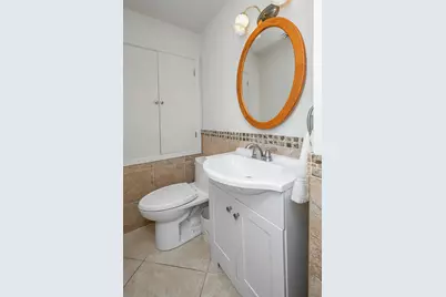 6041 N Santa Monica Blvd, Whitefish Bay, WI 53217 - Photo 10