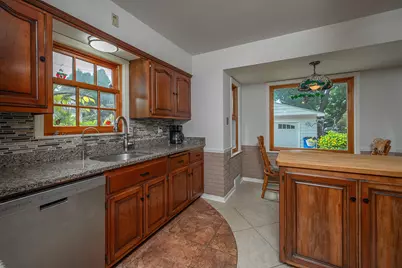 6041 N Santa Monica Blvd, Whitefish Bay, WI 53217 - Photo 12