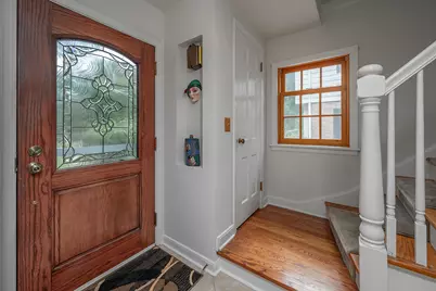 6041 N Santa Monica Blvd, Whitefish Bay, WI 53217 - Photo 2