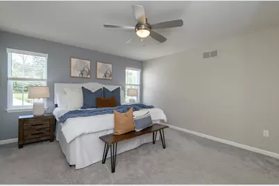 466  Bleeker St, Delafield, WI 53018 - Photo 26