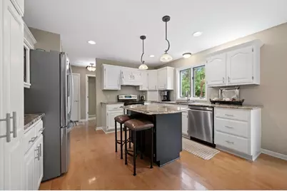 W163N7576  Tamarack Trl, Menomonee Falls, WI 53051 - Photo 22