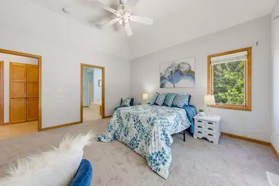2135  Deer Path, Waukesha, WI 53189 - Photo 16