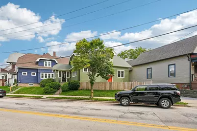 1952 N Warren Ave, Milwaukee, WI 53202 - Photo 44