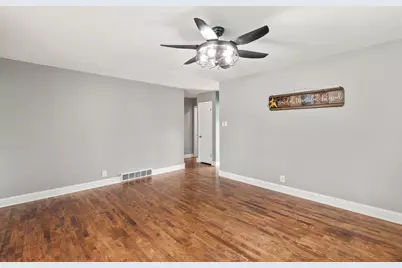 2844 S 67th St, Milwaukee, WI 53219 - Photo 18