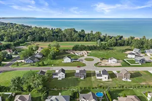 929 5 Mile Rd, Racine, WI 53402 - Photo 46