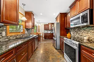 S77W17436 St Leonards Dr, Muskego, WI 53150 - Photo 10
