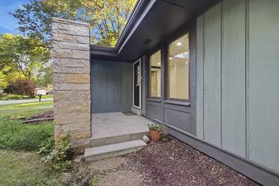 9115 N Deer Ct, Brown Deer, WI 53223 - Photo 32