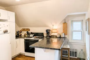6644 Hillside Ln, Wauwatosa, WI 53213 - Photo 18
