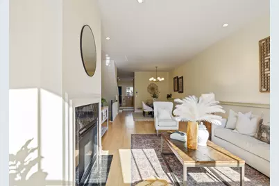 2010 E Windsor Pl #A, Milwaukee, WI 53202 - Photo 18