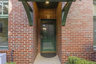 2010 E Windsor Pl #A, Milwaukee, WI 53202 - Photo 4
