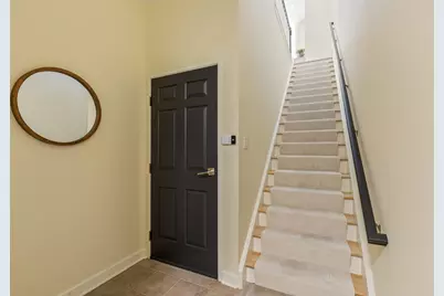 2010 E Windsor Pl #A, Milwaukee, WI 53202 - Photo 12