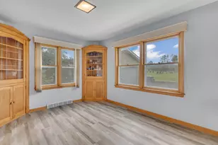 224 S 2nd St, Cedar Grove, WI 53013 - Photo 8
